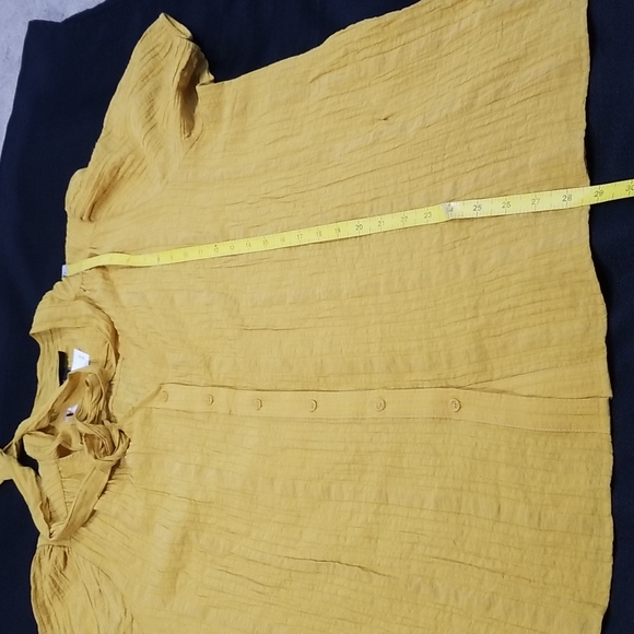 Lane Bryant  Yellow Texturized V neckline bow Top blouse Size 22 - Picture 11 of 12